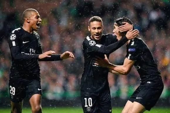  巴黎圣日耳曼报价意甲球星，夏窗引援目标锁定中场  