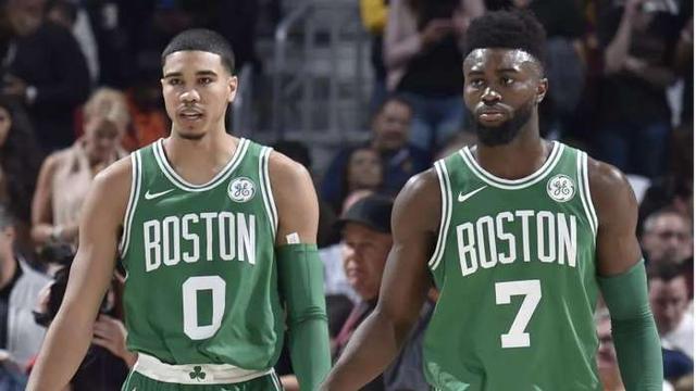  字母哥空砍40+15，雄鹿遭尼克斯绝杀  