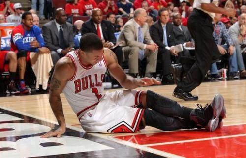  森林狼双塔发威撕裂公牛防线  